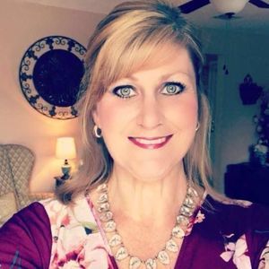 Meet your Posher, Stacey